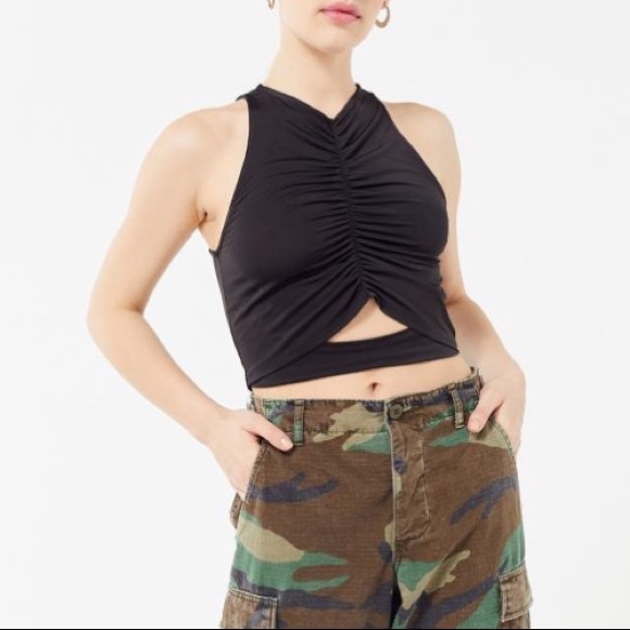Urban Outfitters Cut Out Crop Top - Picture 3 of 4